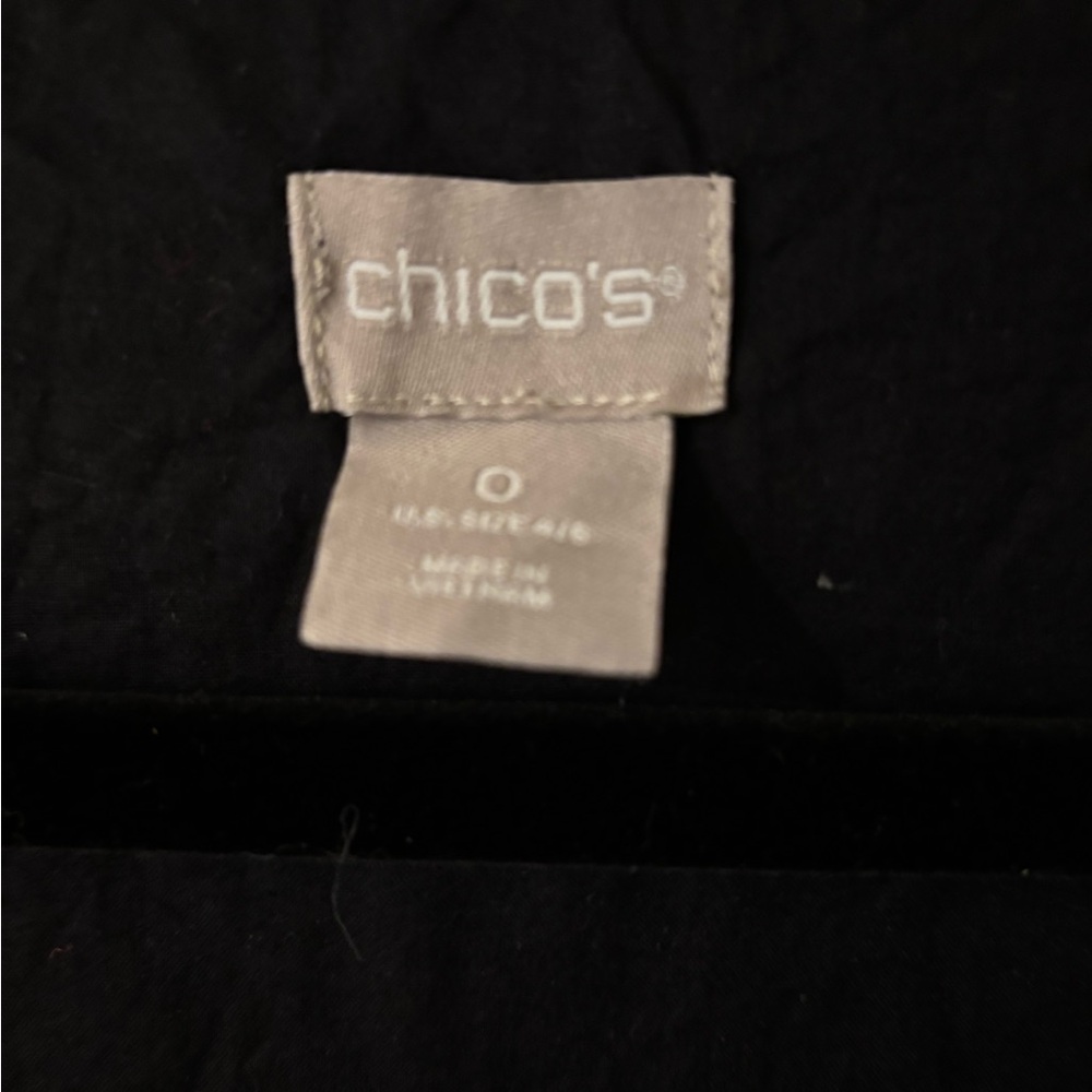 Chico's Boxy Black and White Short Sleeve Blouse Size 0 - Picture 2 of 7